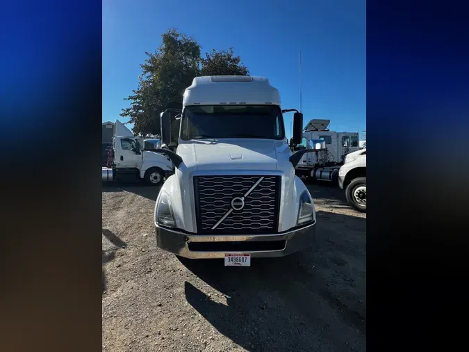 2020 VOLVO VNL64T-760