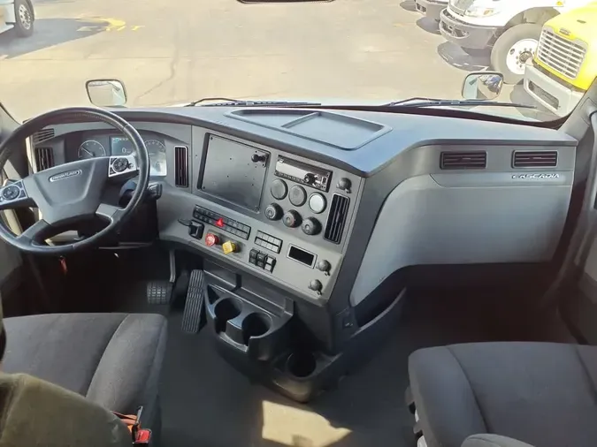 2020 FREIGHTLINER/MERCEDES NEW CASCADIA PX12664