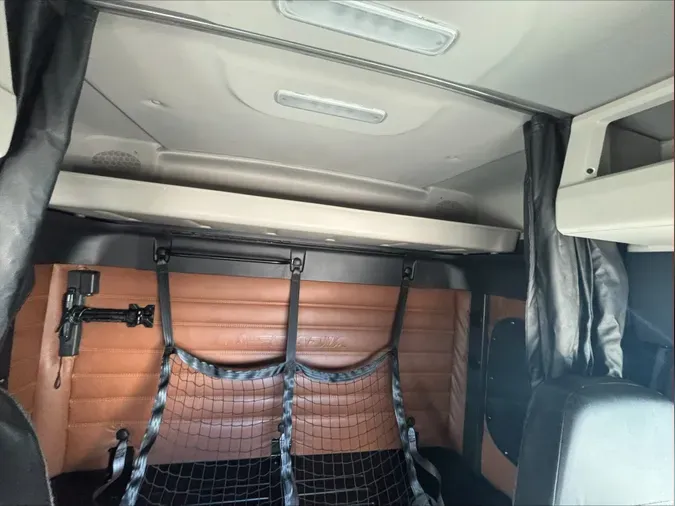 2023 Freightliner Cascadia 116