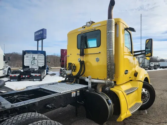 2017 KENWORTH T680