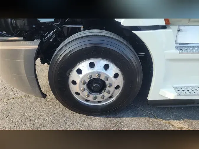 2021 FREIGHTLINER CA126