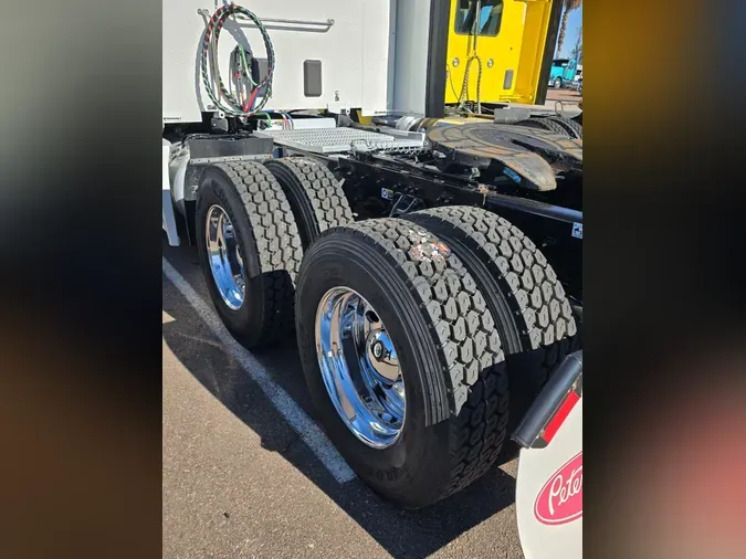 2023 Peterbilt 579