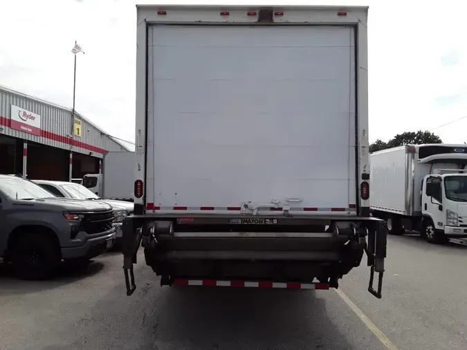 2018 FREIGHTLINER M2 106