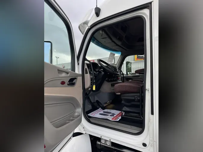 2021 Peterbilt 579