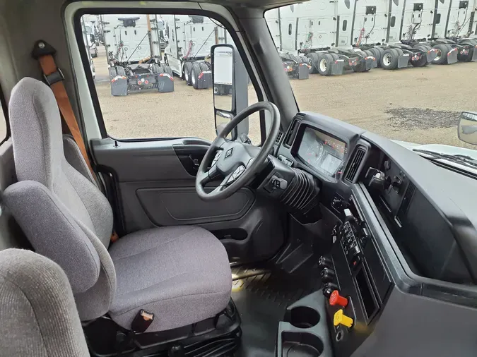 2019 NAVISTAR INTERNATIONAL RH613 DAYCAB S/A