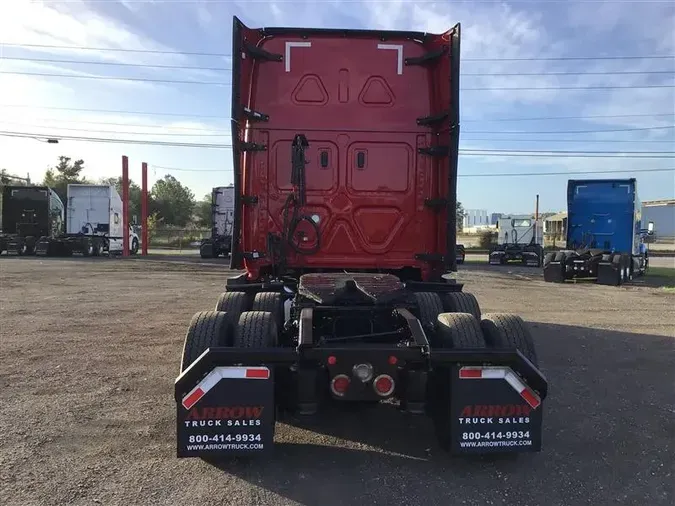 2021 FREIGHTLINER CASCADIA