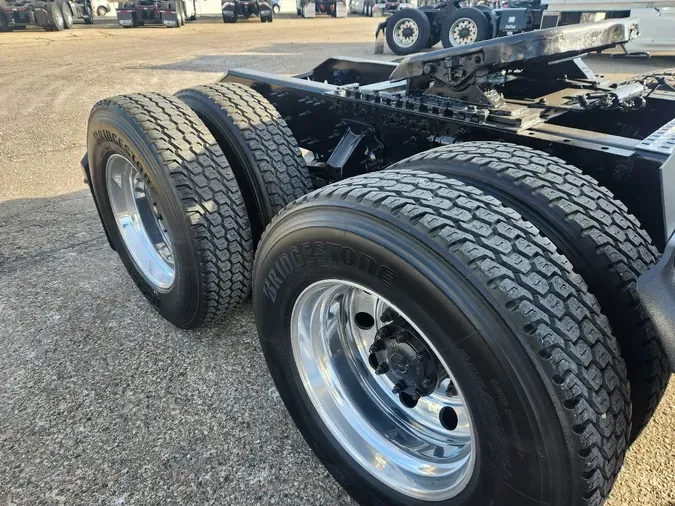 2021 VOLVO VNL64T740babee1b536485c6ddfe6f2449b7c931f