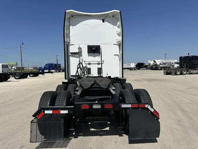 2022 Peterbilt 579