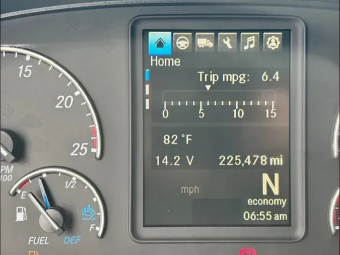 2022 Freightliner PT126SLP