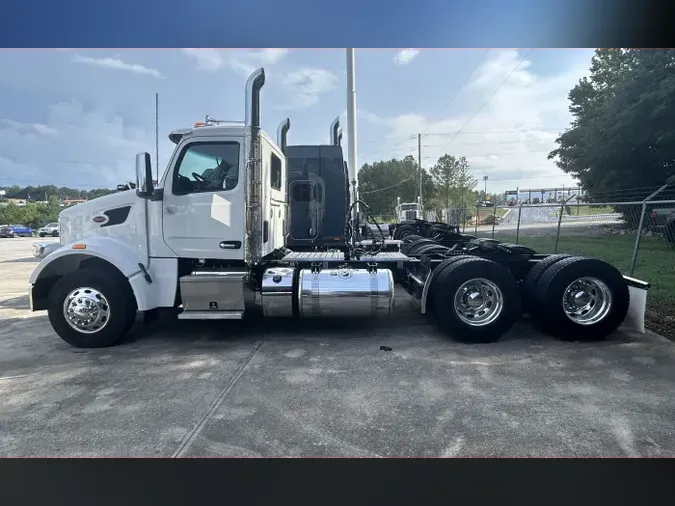 2025 Peterbilt 567