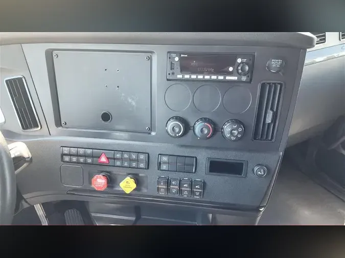 2023 FREIGHTLINER CA126