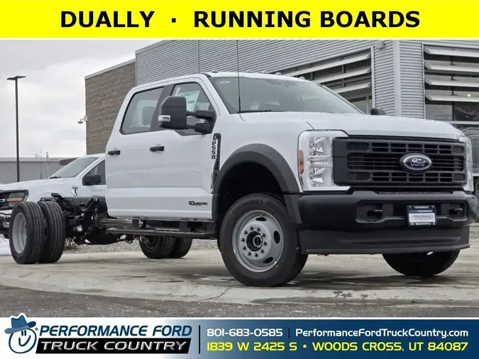 2024 Ford Super Duty F-550 DRWbac776644a94d42a537fc93e5de00fb2