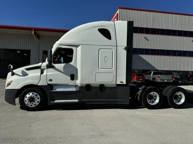 2020 Freightliner Cascadia&reg;