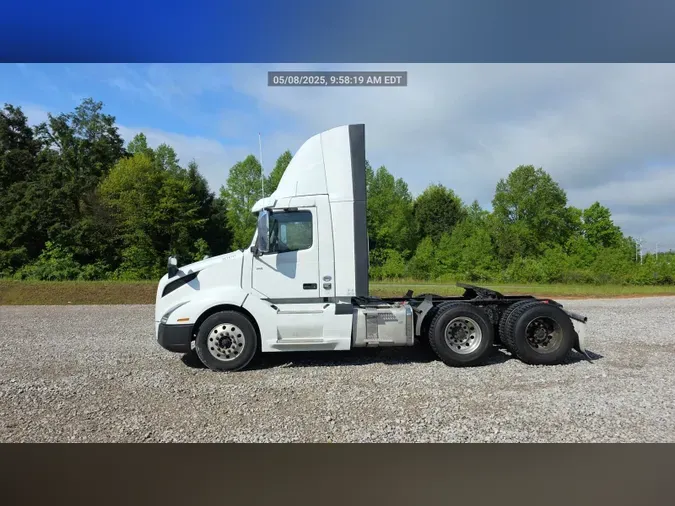 2018 Volvo VNL300