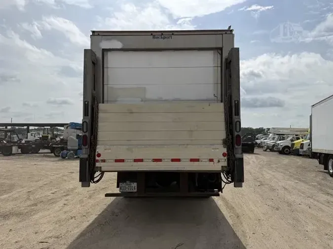 2020 FREIGHTLINER BUSINESS CLASS M2 106