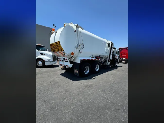 2022 Peterbilt 520