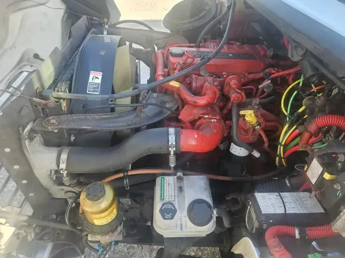 2019 FREIGHTLINER/MERCEDES M2 106