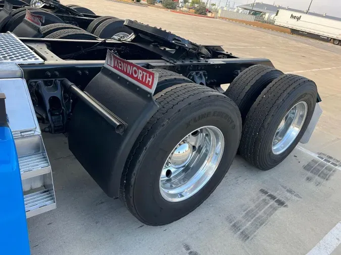 2022 Kenworth T680
