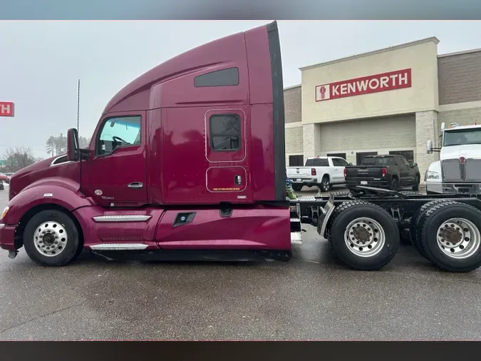 2022 Kenworth T680