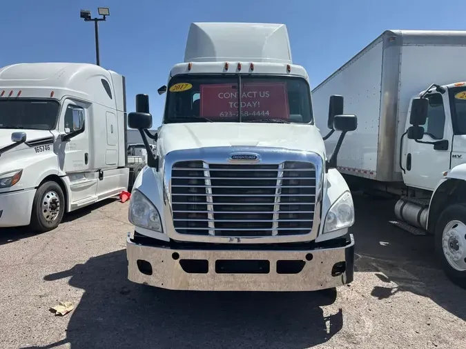 2017 FREIGHTLINER/MERCEDES CASCADIA 125