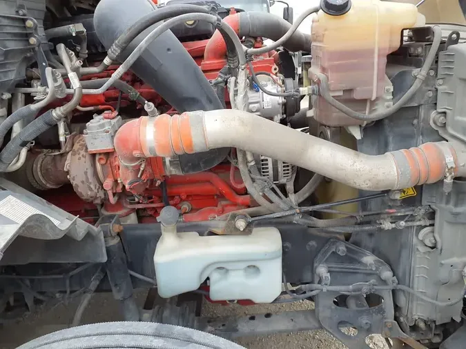 2020 NAVISTAR INTERNATIONAL LT625 SLPR CAB