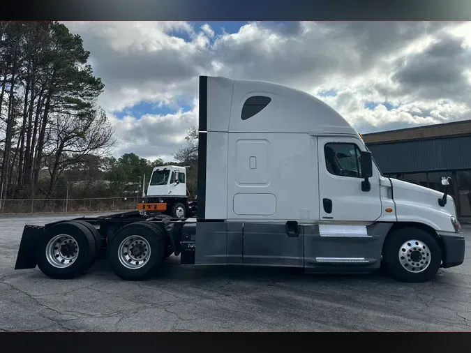 2019 FREIGHTLINER CASCADIA