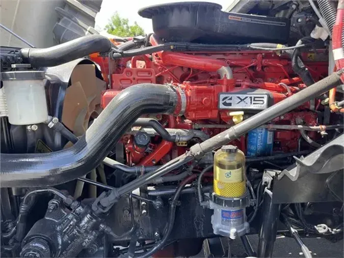 2018 INTERNATIONAL LT