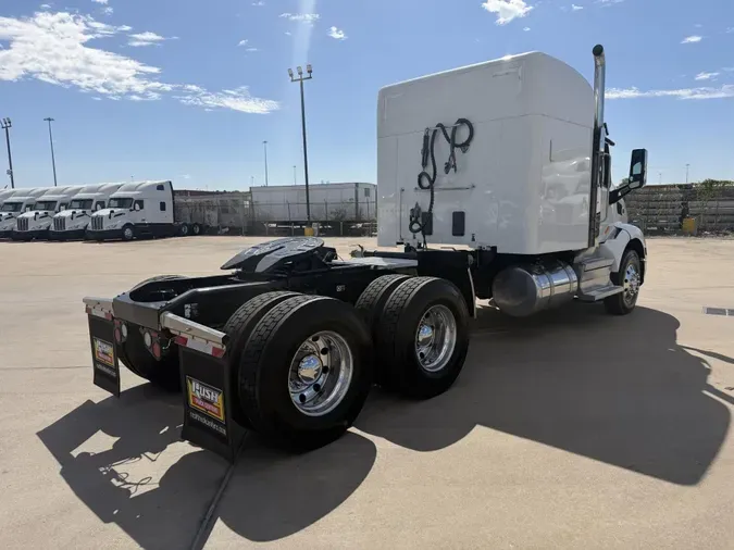 2022 Peterbilt 579