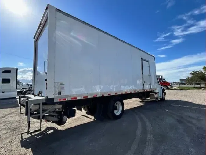 2018 FREIGHTLINER/MERCEDES M2 106