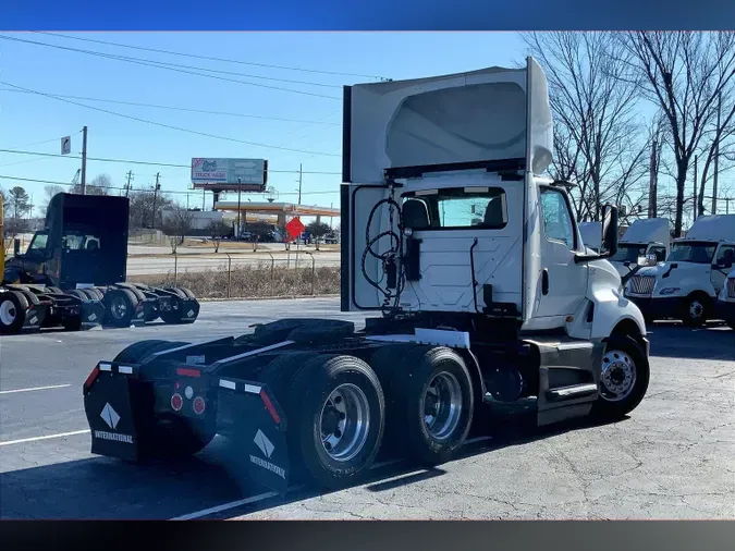 2020 INT LT625 6x4