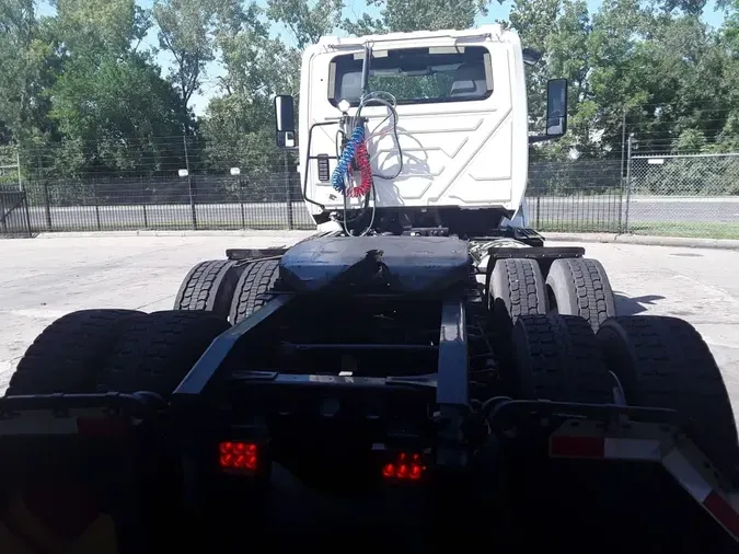 2018 NAVISTAR INTERNATIONAL LT625 DAYCAB T/A