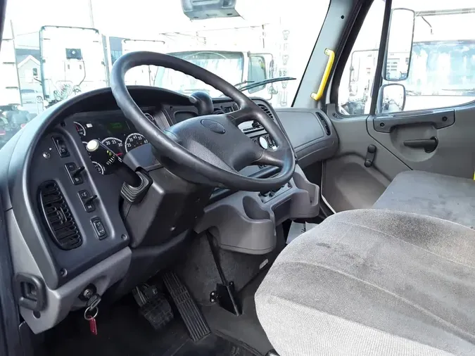 2020 FREIGHTLINER/MERCEDES M2 106bafb3c84bd203f2d0d47f539a334162c