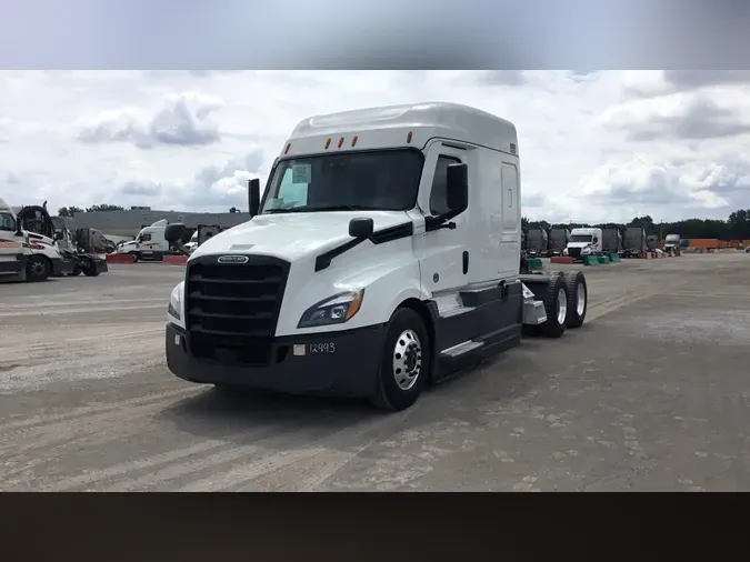 2021 Freightliner Cascadia 126