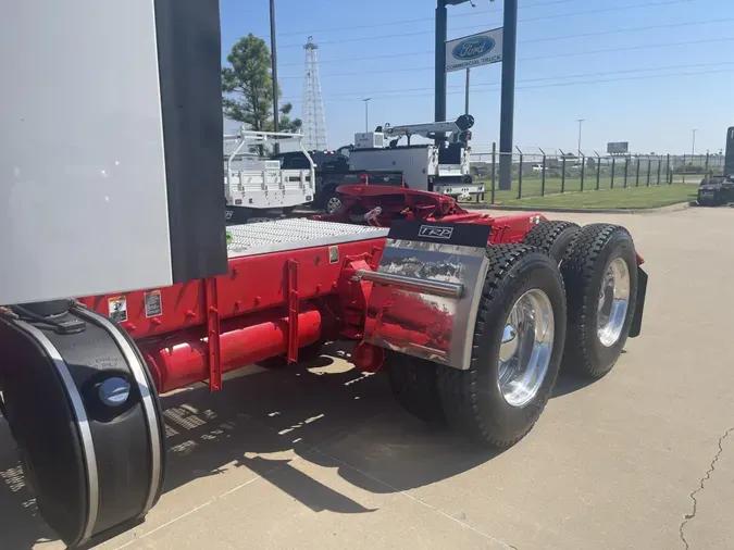 2022 Peterbilt 567