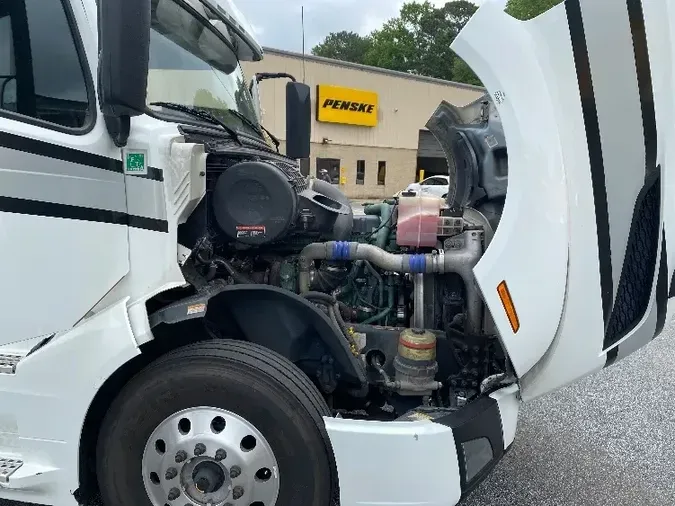 2019 Volvo VNL64860