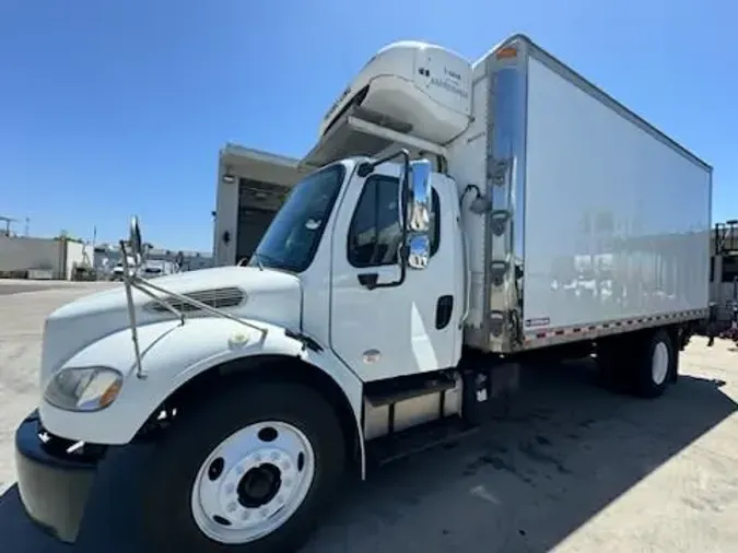 2017 FREIGHTLINER/MERCEDES M2 106