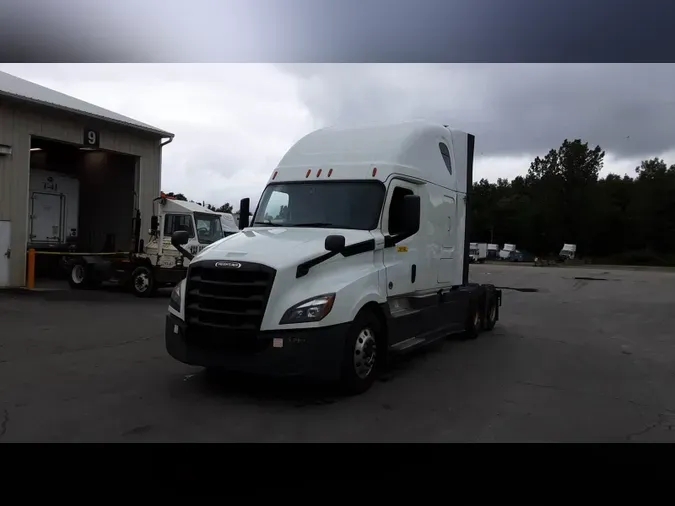 2020 Freightliner Cascadia