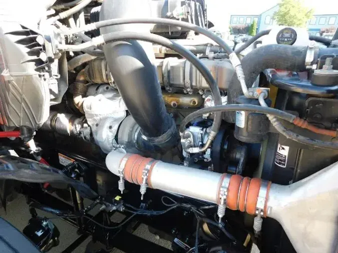 2020 Freightliner New Cascadia 126