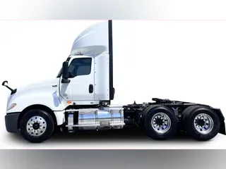 2020 International LT625