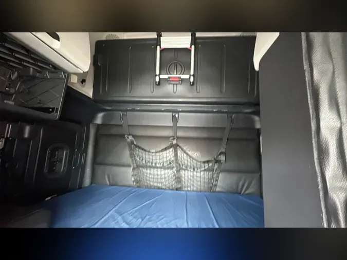 2023 Freightliner Cascadia 126bb10d55b17f06ba51ccb6fc4c878d8ab