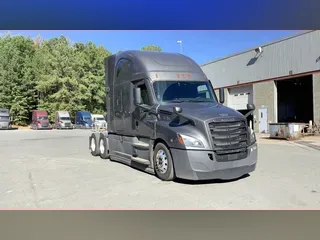 2022 Freightliner Cascadia 126