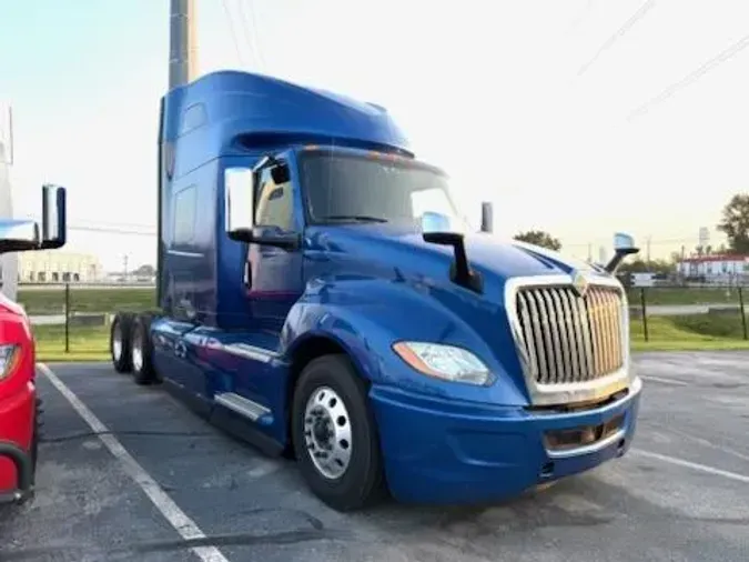 2020 International LT625