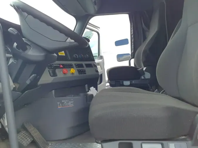 2020 FREIGHTLINER NEW CASCADIA PX12664