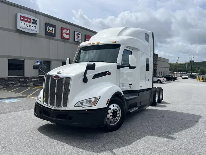 2022 Peterbilt 579bb1cd431b54f9dee3e1da3d7d8cb2999