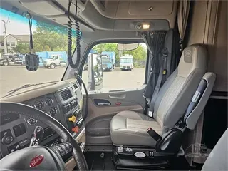 2020 PETERBILT 579