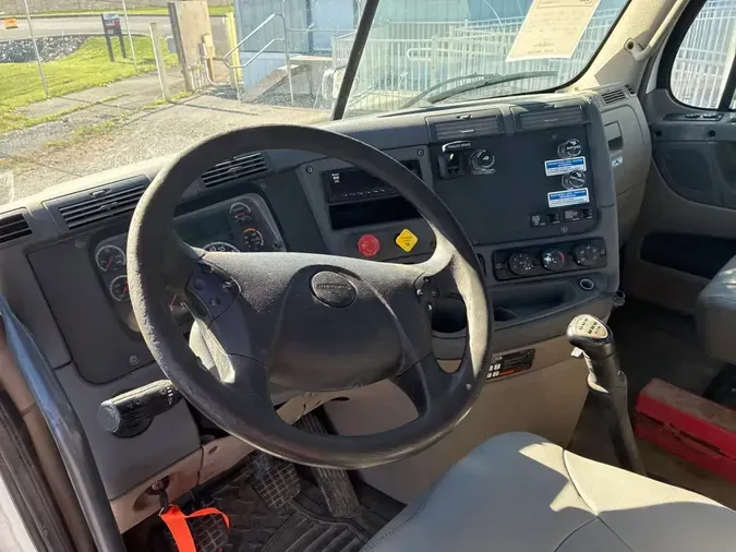 2020 FREIGHTLINER/MERCEDES CASCADIA 125