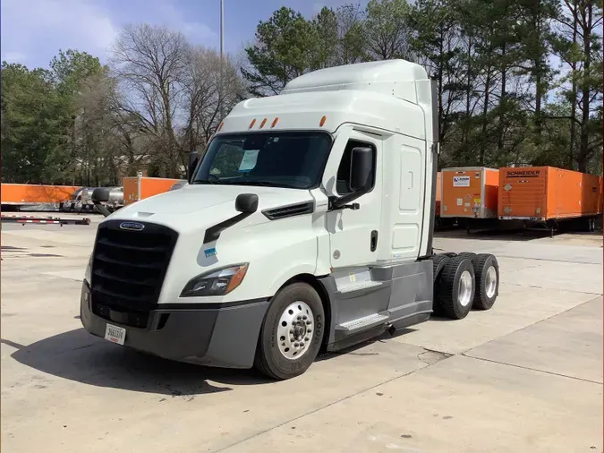 2021 Freightliner Cascadia