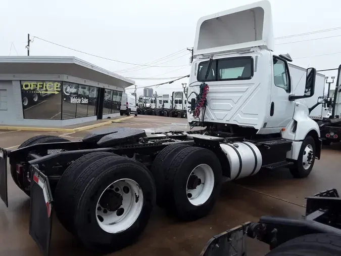 2019 NAVISTAR INTERNATIONAL LT625 DAYCAB T/A