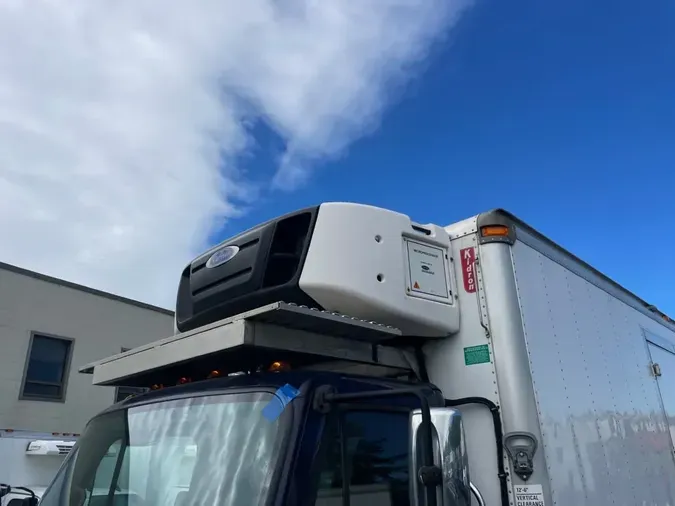 2019 FREIGHTLINER M2 106