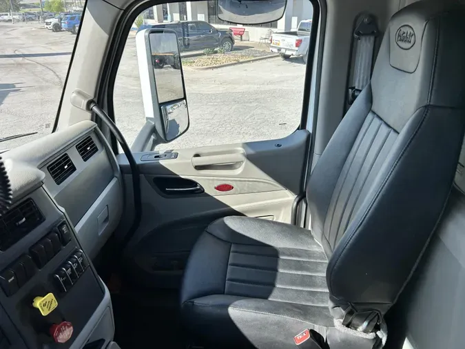 2022 Peterbilt 567bb264b4bec48dc3333d59ec6101bdcff